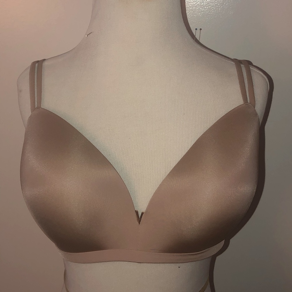 Victoria secrets 38 DD Wireless
